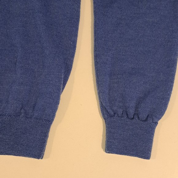 J. Crew 100% Merino Wool V-neck Men's Small Long Sleeve Sweater - Picture 6 of 13